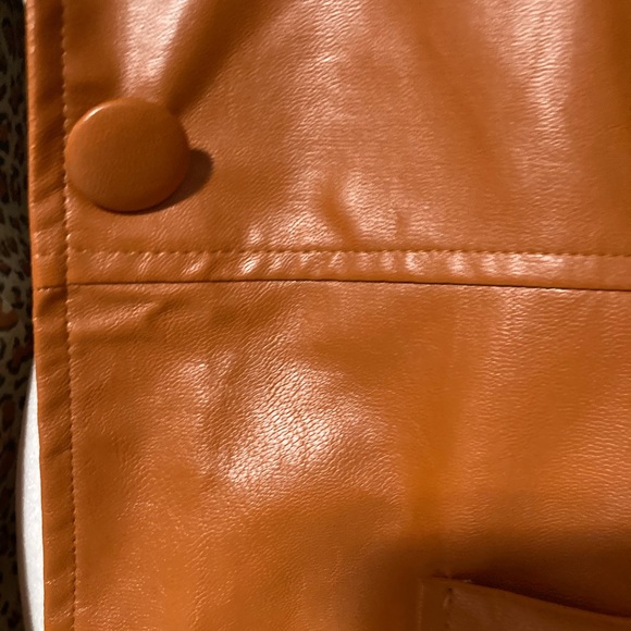 EUC Faux Leather Vest Size XL - Picture 6 of 10